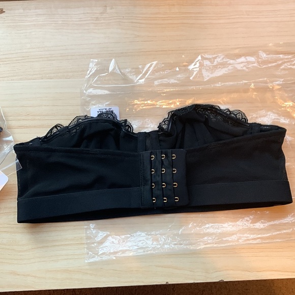 Lively Strapless Bra - Picture 2 of 3